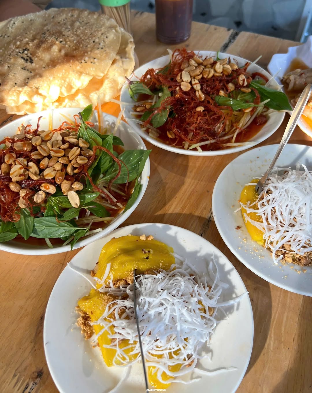 Mít hông, bò bía – Combo món ăn độc lạ tại Tam Kỳ, Đà Nẵng