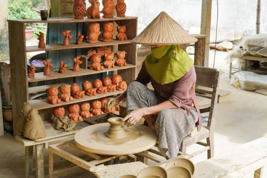 Làm gốm Hội An – Hành trình chạm tay vào di sản 500 năm